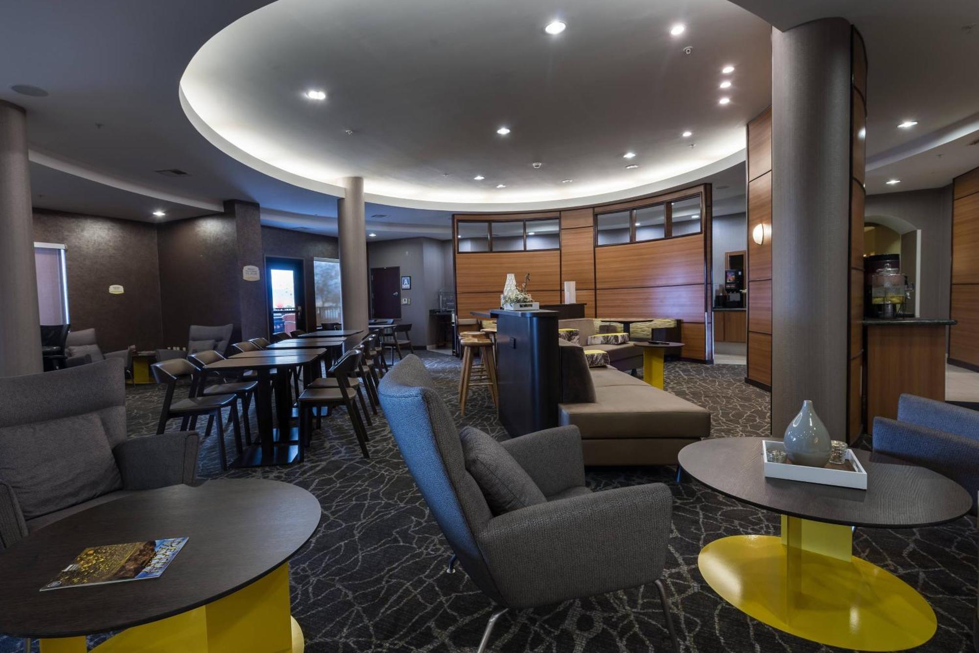 Springhill Suites רידג'קרסט מראה חיצוני תמונה